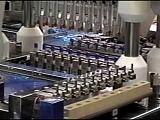 Обработка бутылок несколькими роботами 